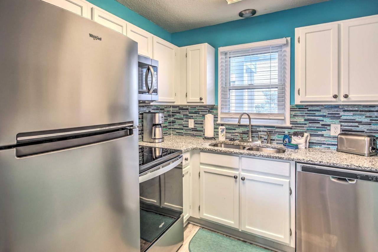 Surfside Beach Escape With Pool - Walk To Ocean! Myrtle Beach Exterior photo